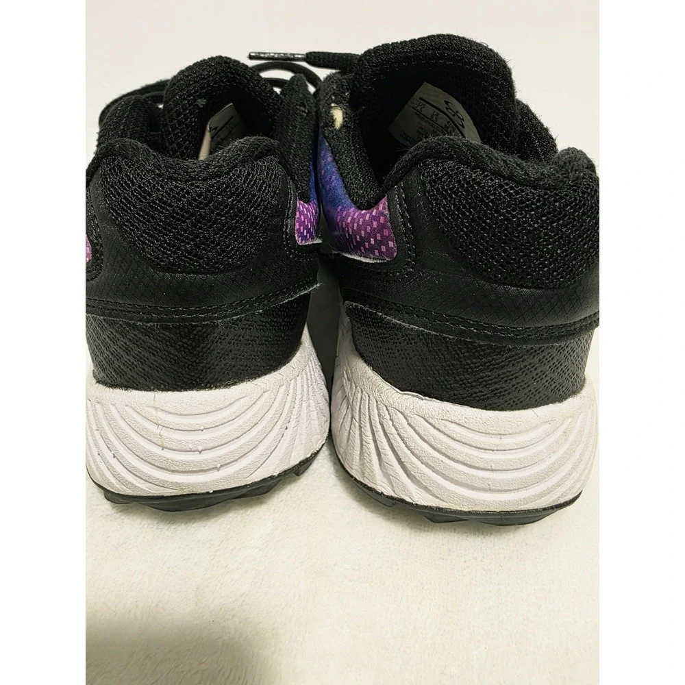Boombah Women's Turf Shoes USA American Size 7.5 Snikers